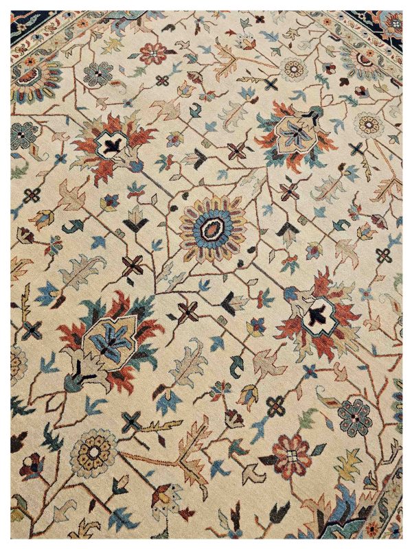 Artisan Gwyneth  Ivory Black Traditional Knotted Rug For Cheap