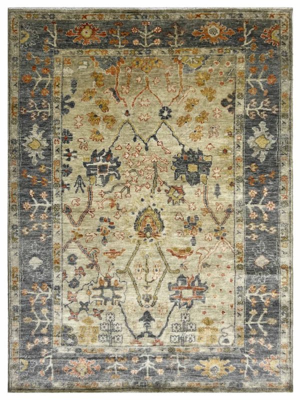 Artisan Freida  Lt.Green Silver Traditional Knotted Rug For Cheap