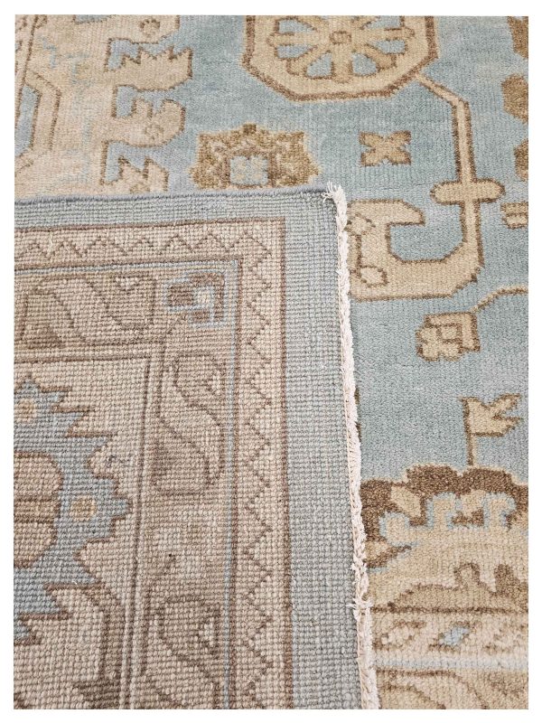 Artisan Freida  Lt.Blue Ivory Traditional Knotted Rug Fashion