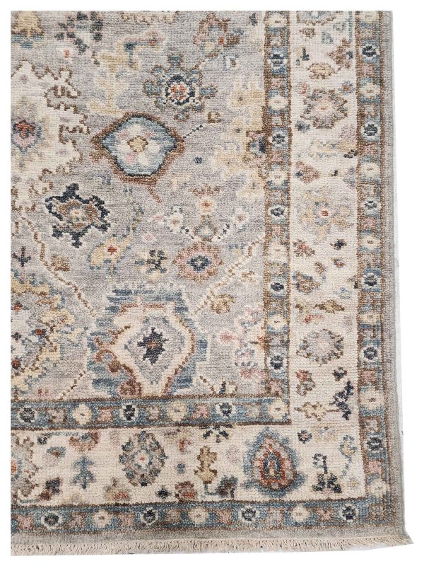 Artisan Felicity  Lt.Grey Beige Traditional Knotted Rug Online now